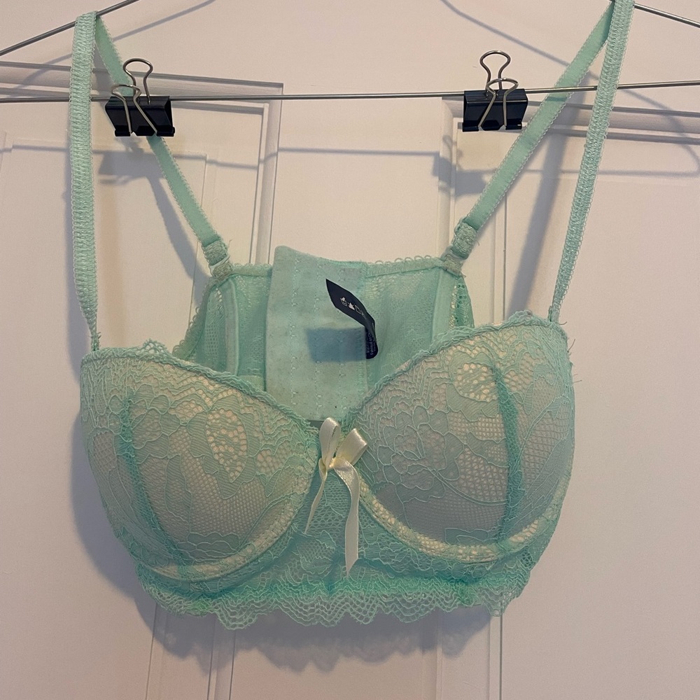 34B 5 clasp back push up Bra